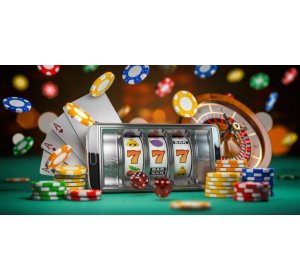 Live Casino vs Slot Games: A Comparison of Gameplay, Strategy, and Payouts